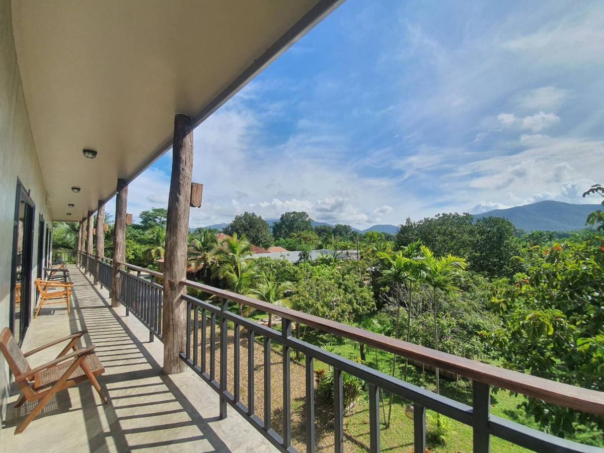 Le Cocotier Hotel Ban Cho Lae Exterior photo