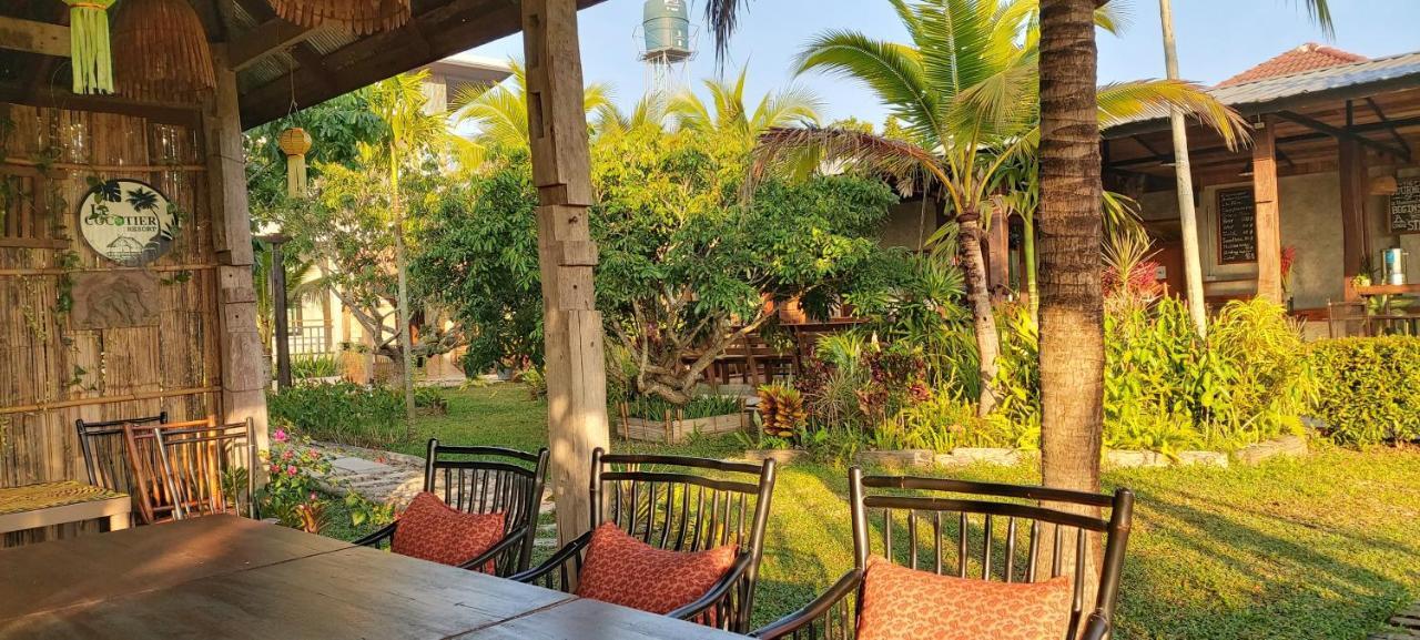 Le Cocotier Hotel Ban Cho Lae Exterior photo