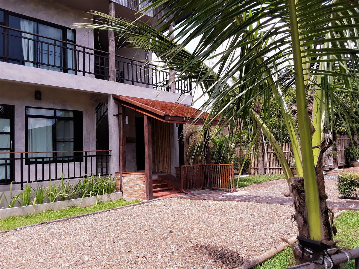 Le Cocotier Hotel Ban Cho Lae Exterior photo